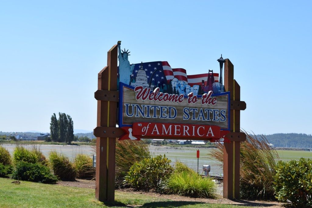 Sign that reads "Welcome to the United States of America."