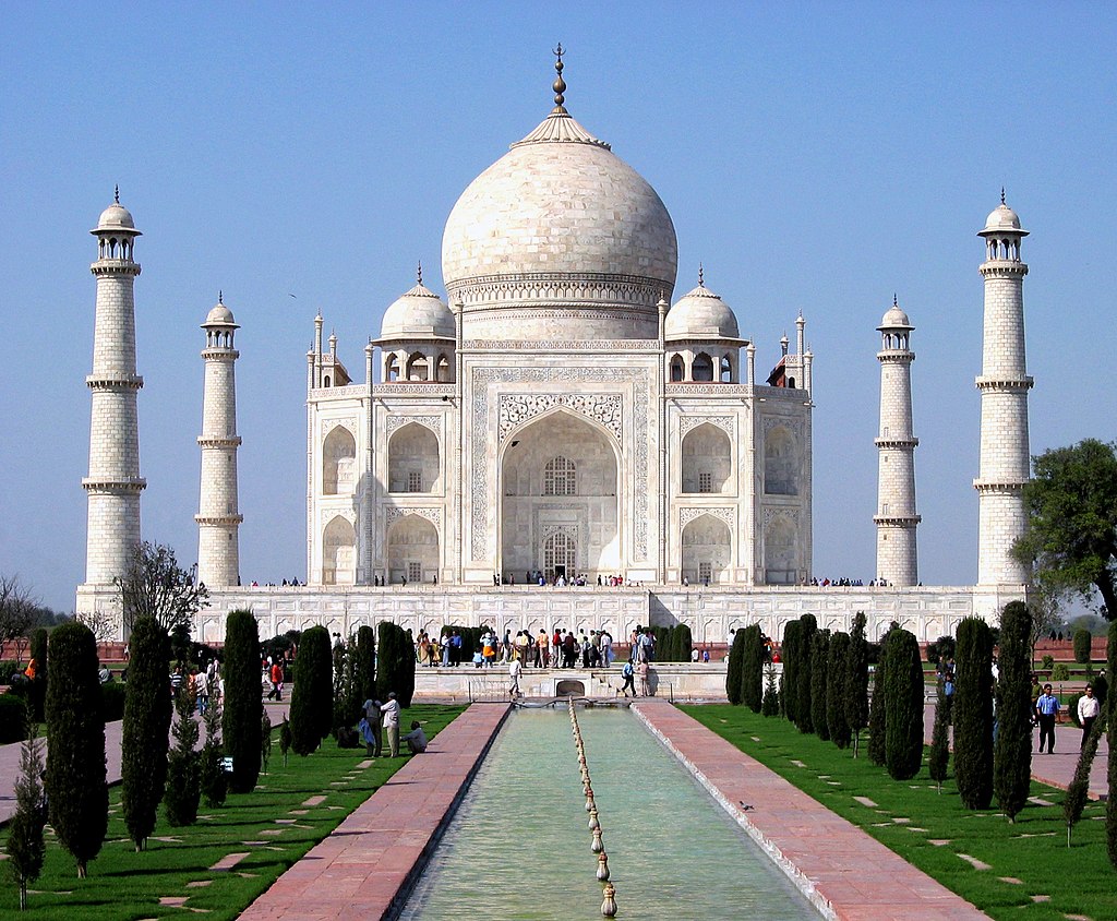The Taj Mahal in the day