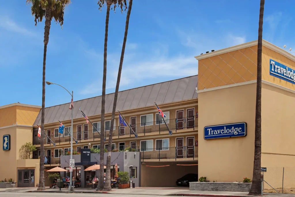 Photo of the exterior of the Travelodge by Wyndham Culver City at day