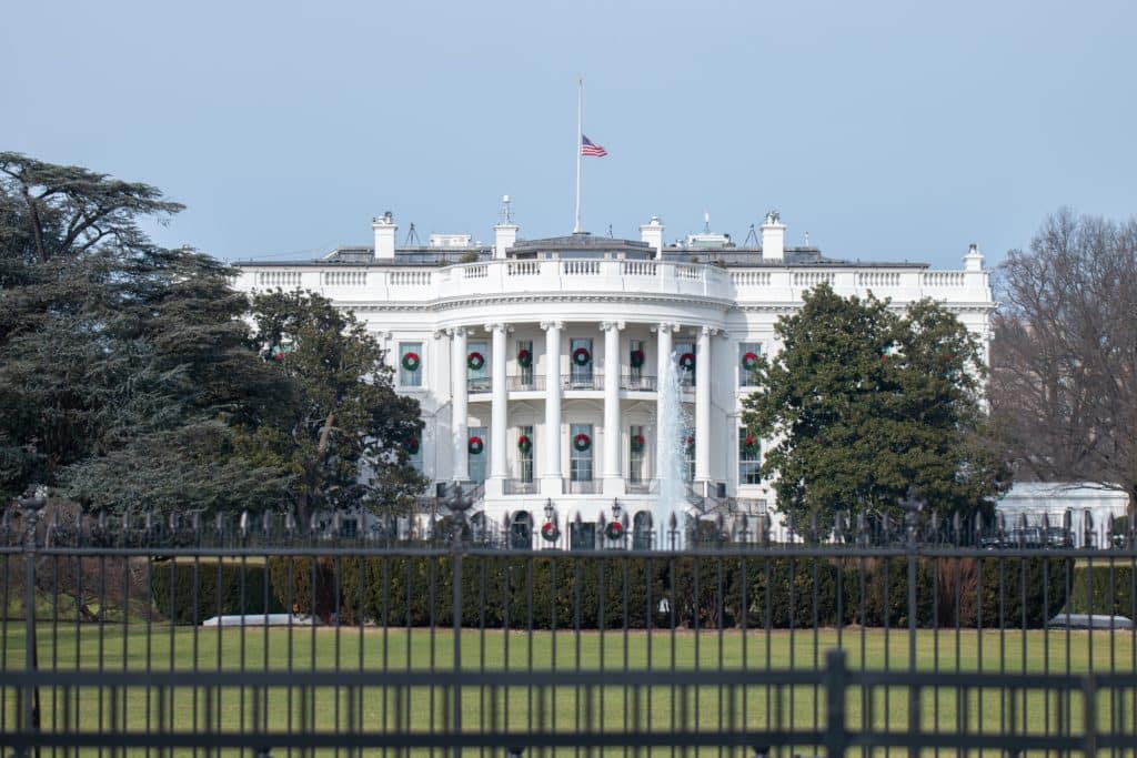 Exterior view of the White House at day